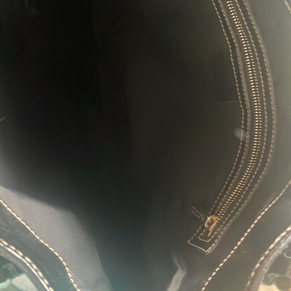 Authentic Gucci Dialux GG Britt hobo bag - Picture 4 of 5